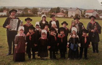 LES ENFANTS DU ROUGET